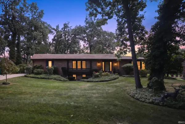 53244 Bonvale Drive, South Bend, IN 46635