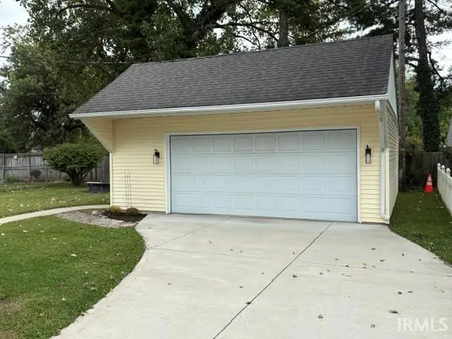 908 N Oxford Drive, Marion, IN 46952 - #3