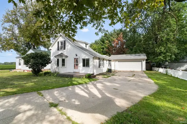 15729 Perry Avenue, Wyatt, IN 46595