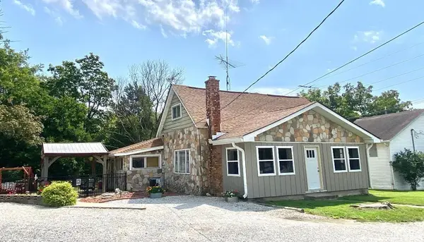 1229 NW Second Street, Linton, IN 47441