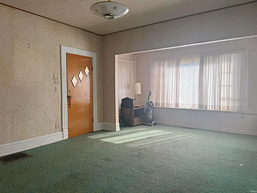 321 SE 7th Street, Washington, IN 47501 - #2