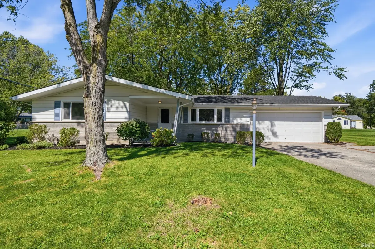4015 Wedgewood Drive, Fort Wayne, IN 46815 - #1
