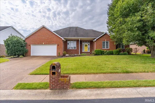 10077 Neenah Drive, Newburgh, IN 47630