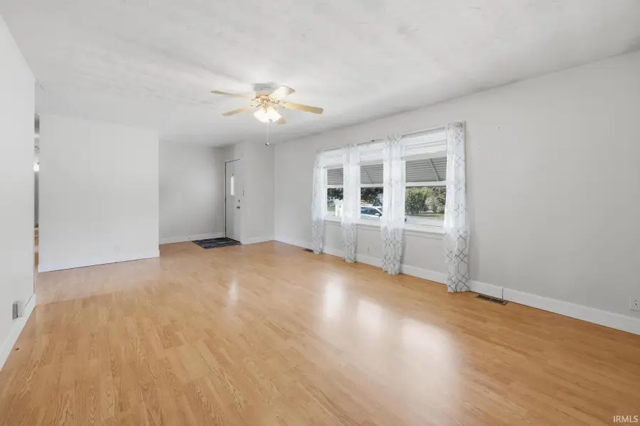 2414 Sunset Drive, Jasper, IN 47546 - #3
