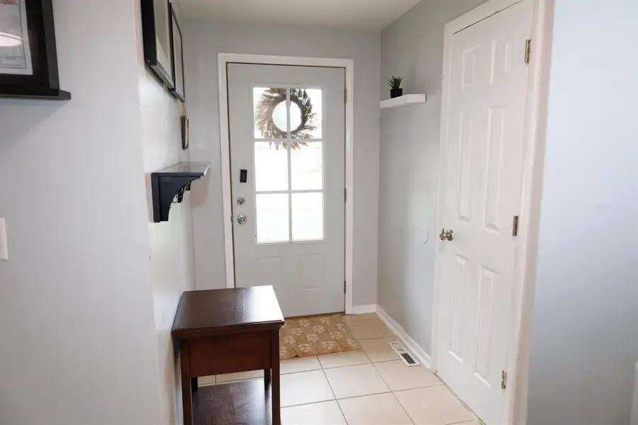6728 Del Rio Drive, Fort Wayne, IN 46835 - #3