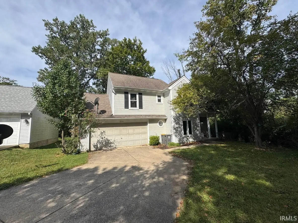 2210 S Laurelwood Circle, Bloomington, IN 47401 - #1