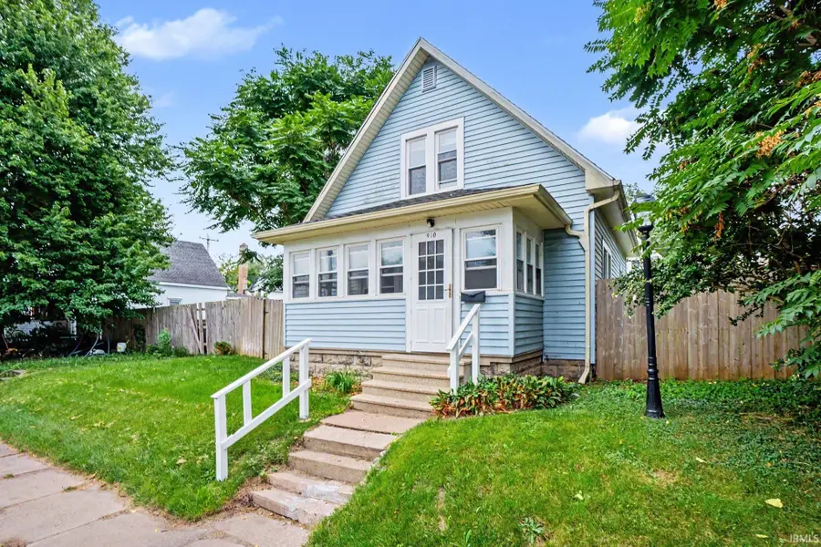 910 Milton Street, South Bend, IN 46613 - #3