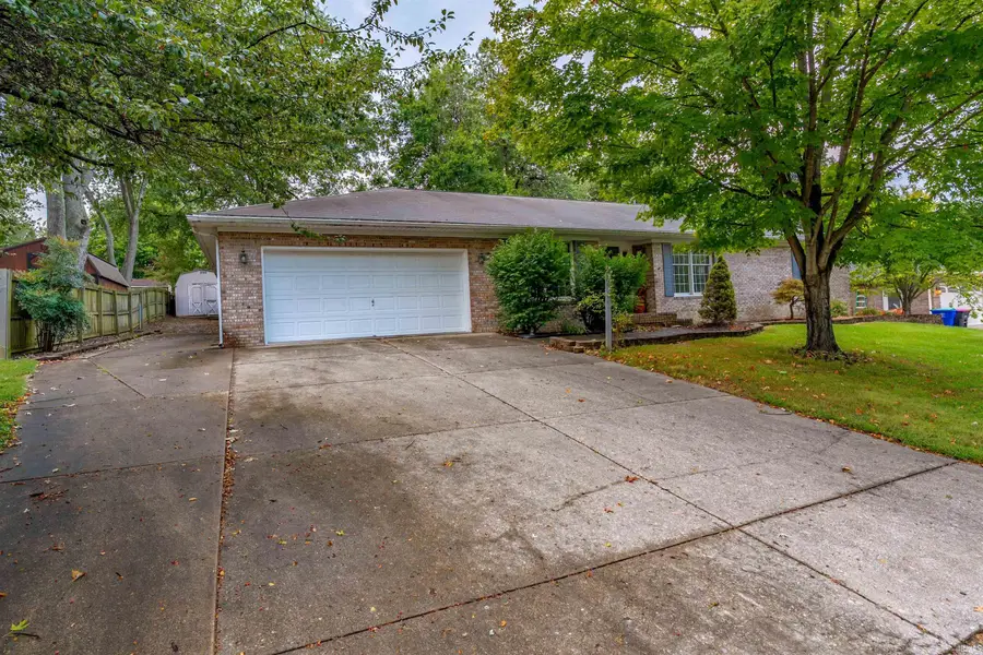 5433 Crestwood Drive, Newburgh, IN 47630 - #2