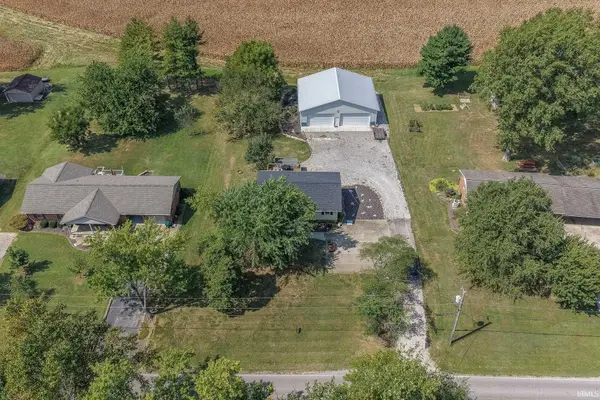 4255 N Blackford Road, Mount Vernon, IN 47620