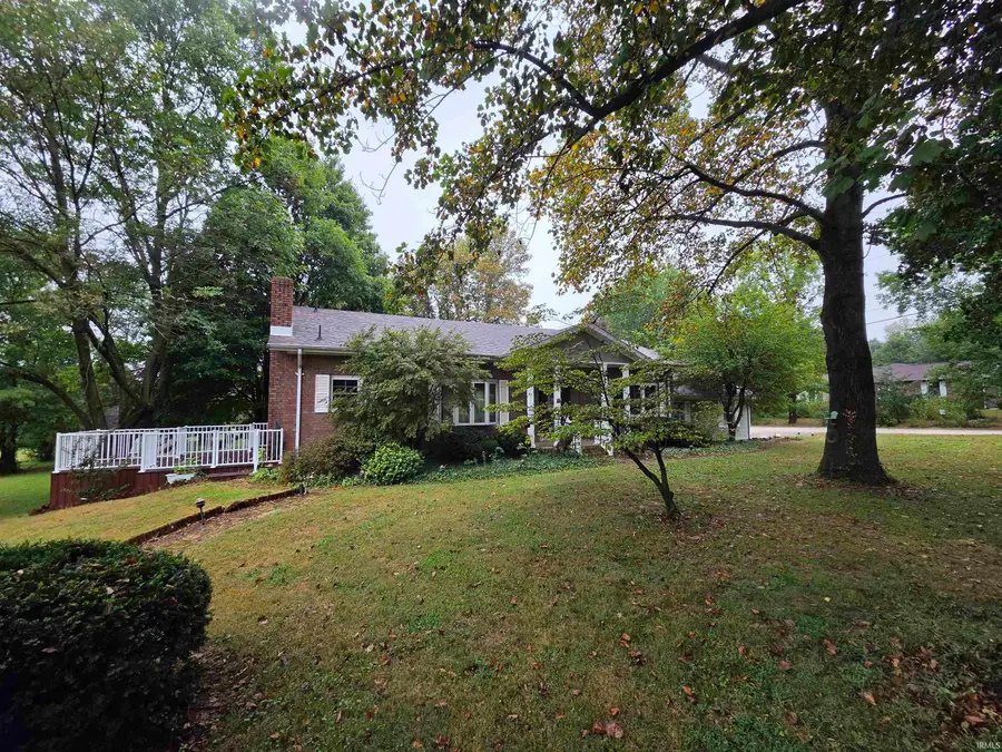 3311 E Warren Circle, Vincennes, IN 47591 - #2