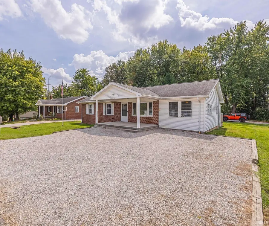 106 E Oak Street, Dale, IN 47523 - #2