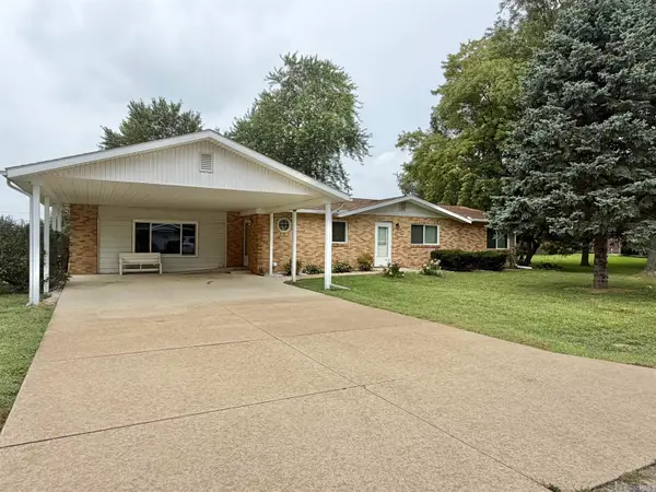 2062 S Holiday Drive, Peru, IN 46970