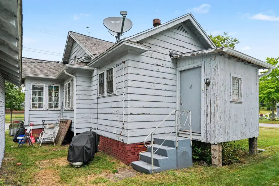 1502 W 8th Street, Michigan City, IN 46360 - #3