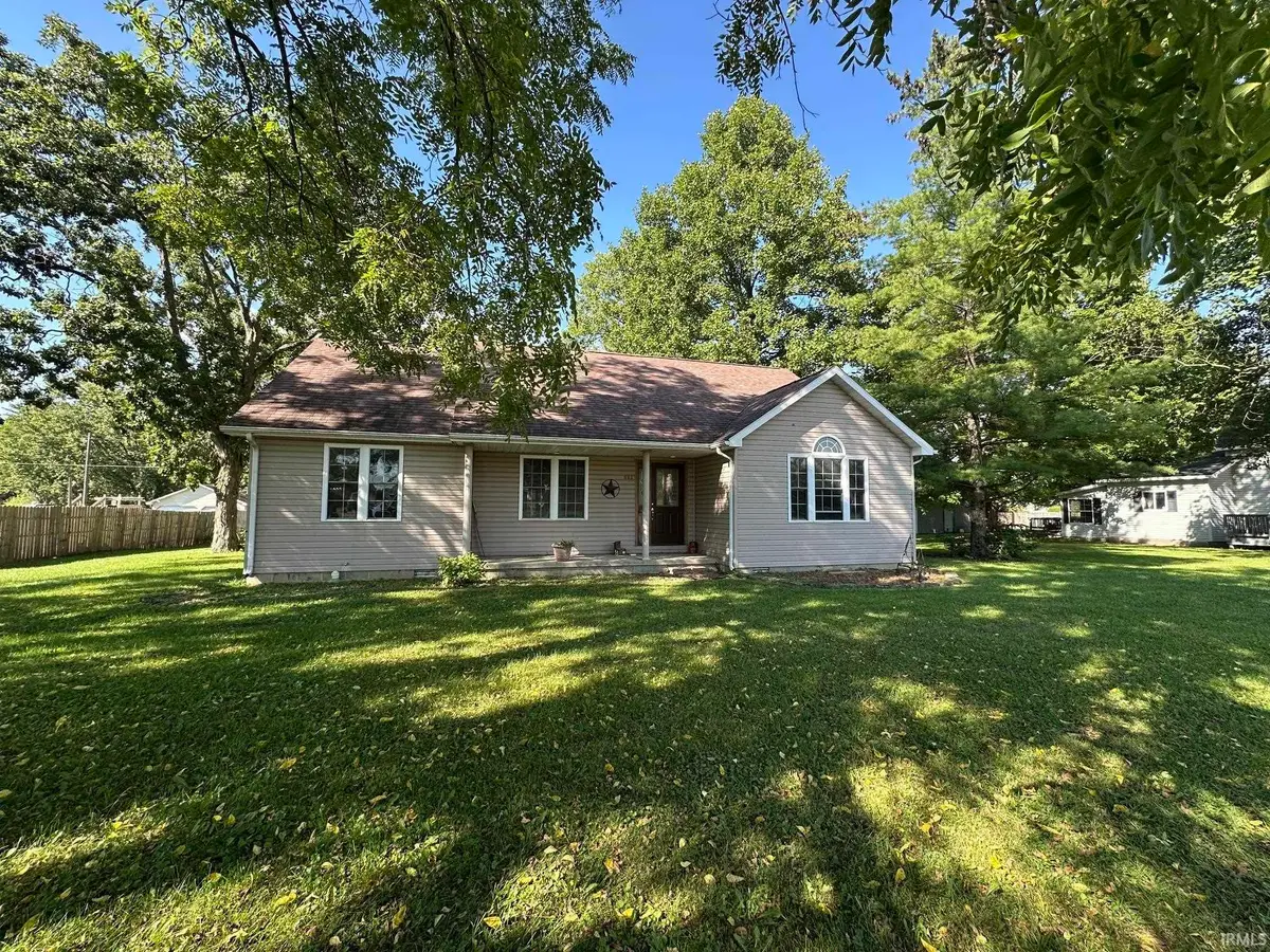 552 W Indiana Street, Upland, IN 46989 - #1