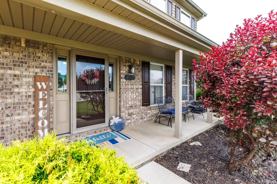 7815 W Logan Drive, Yorktown, IN 47396 - #3