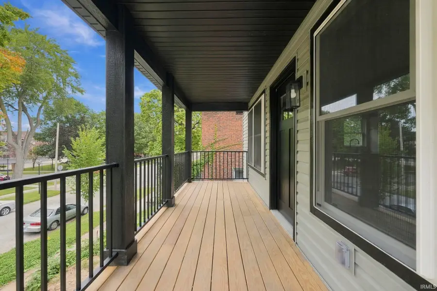 307 W Dewald Street, Fort Wayne, IN 46802 - #2