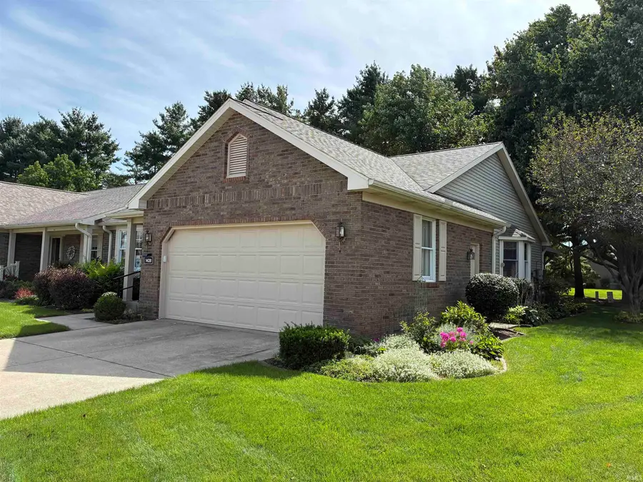 1428 Hampton Circle, Goshen, IN 46526 - #2
