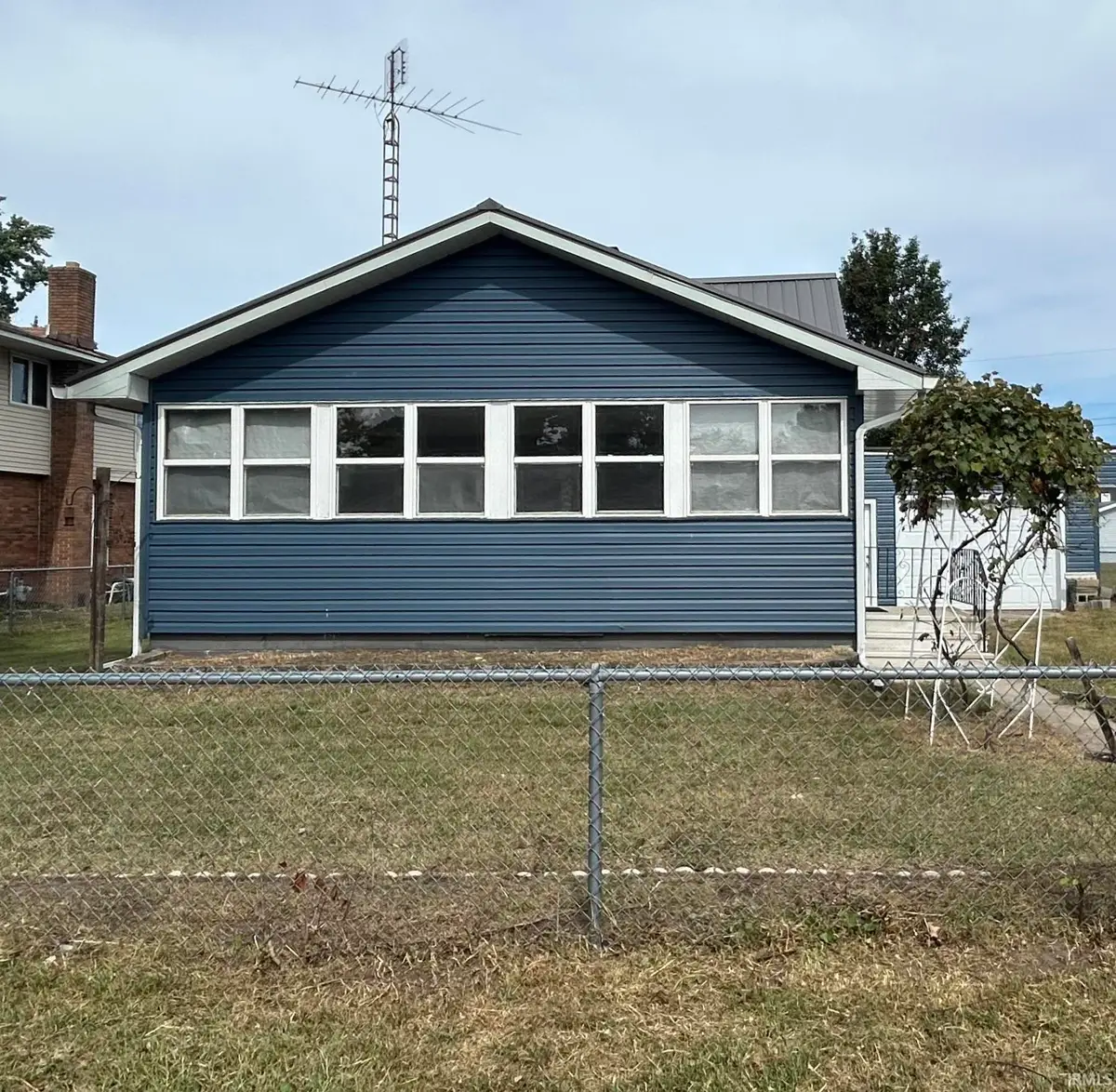 305 W New York Street, Knox, IN 46534 - #1