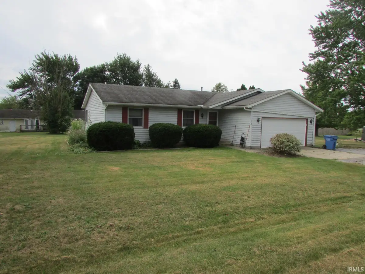 3150 E Meadowood Lane, Columbia City, IN 46725 - #1