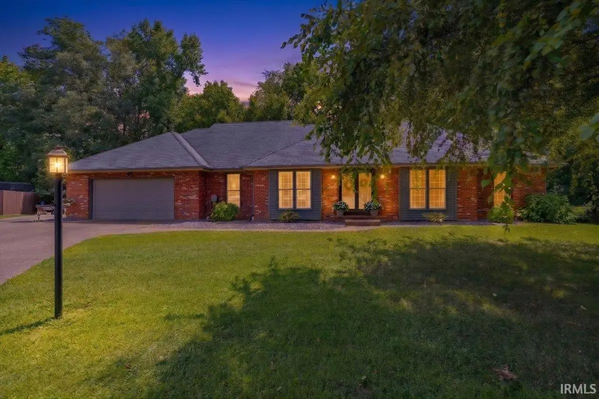 4199 Courtland Drive, Newburgh, IN 47630 - #1