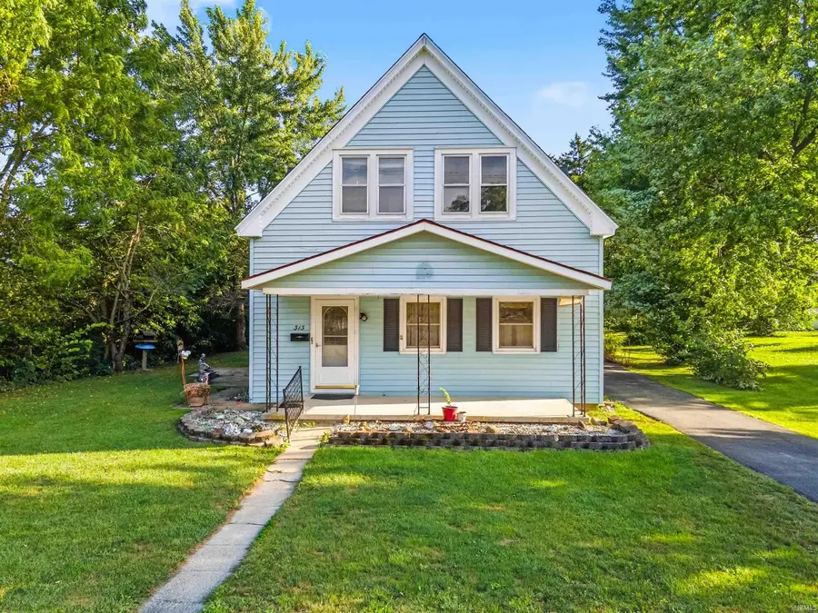 313 W First Street, Fairmount, IN 46928 - #3