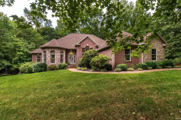 8860 & 8800 N Waterford Drive, Mount Vernon, IN 47620