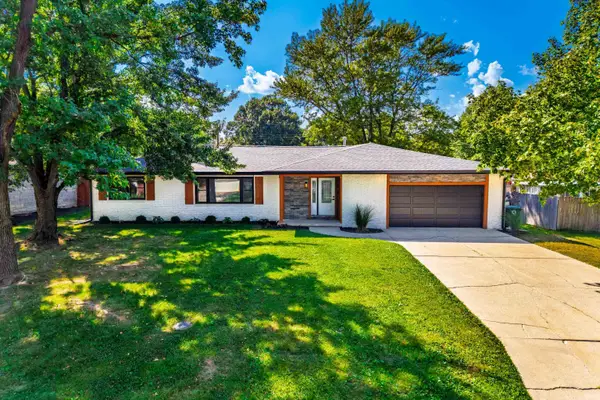 1305 N Greenbriar Road, Muncie, IN 47304