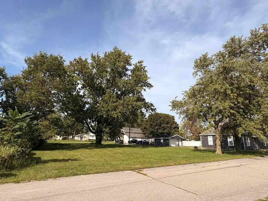 E Maple Street, Kokomo, IN 46901 - #2