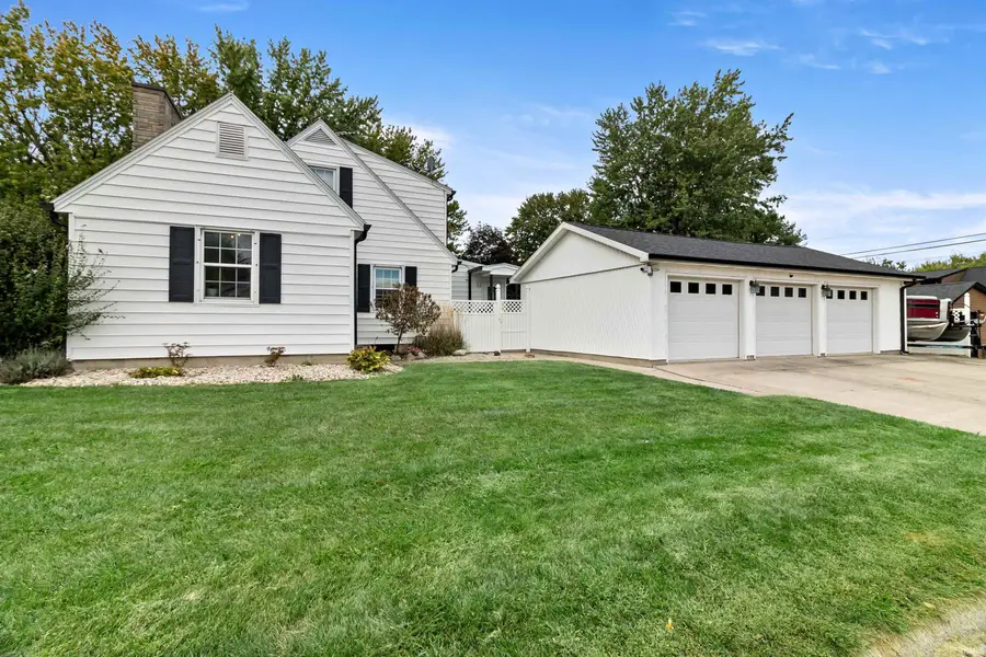 125 E North D Street, Gas City, IN 46933 - #3