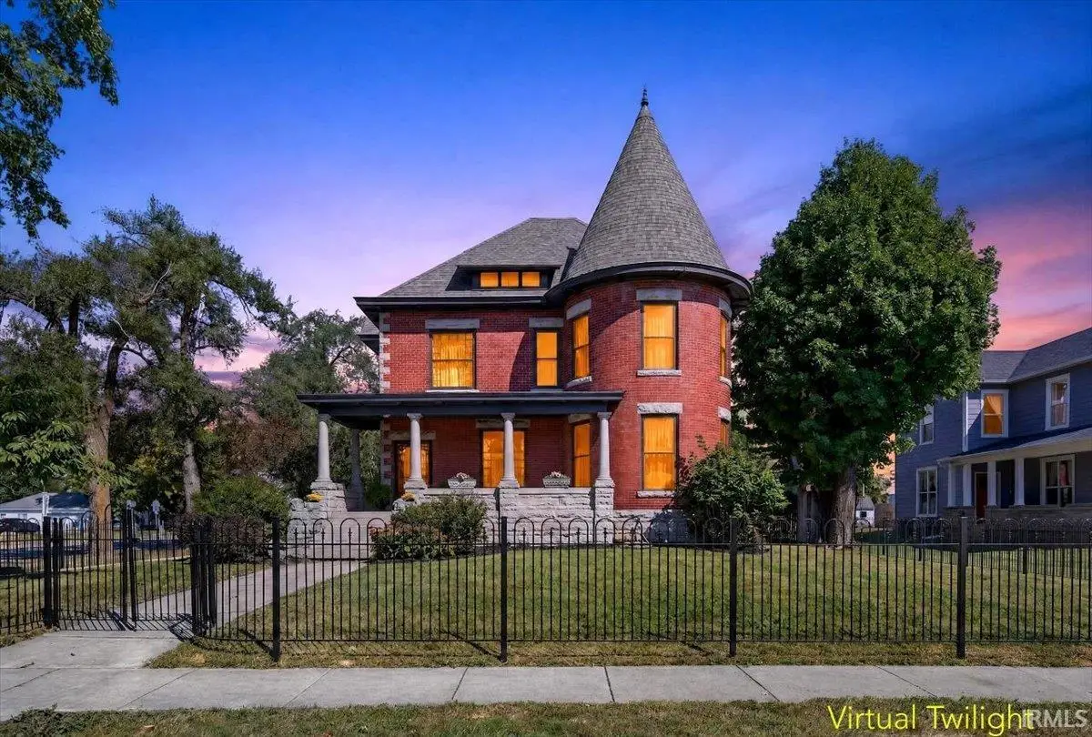 112 W 1st Street, Brookston, IN 47923 - #1