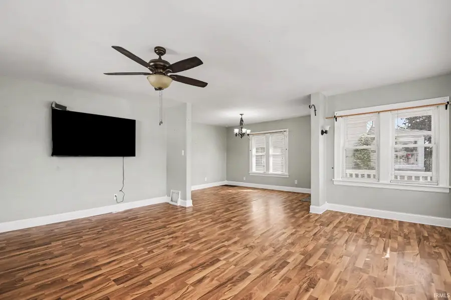 608 W 9th Street, Mishawaka, IN 46544 - #3