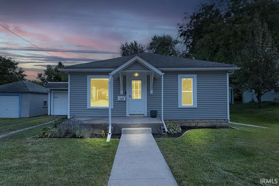 109 W Felicity Street, Angola, IN 46703 - #2