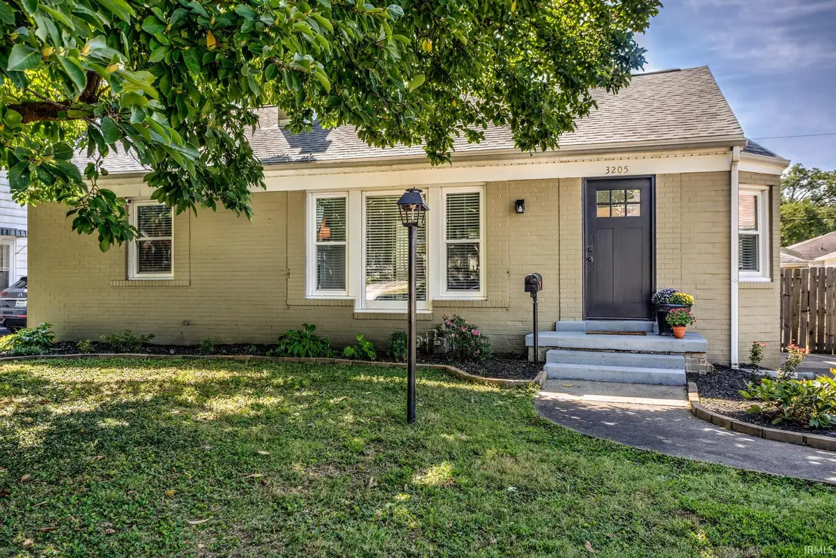 3205 E Powell Avenue, Evansville, IN 47714 - #1