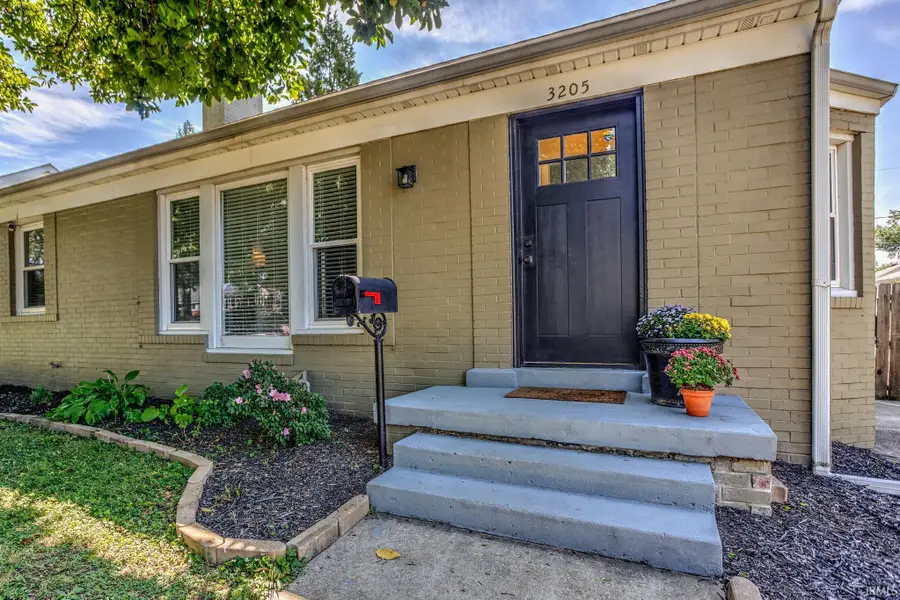 3205 E Powell Avenue, Evansville, IN 47714 - #2