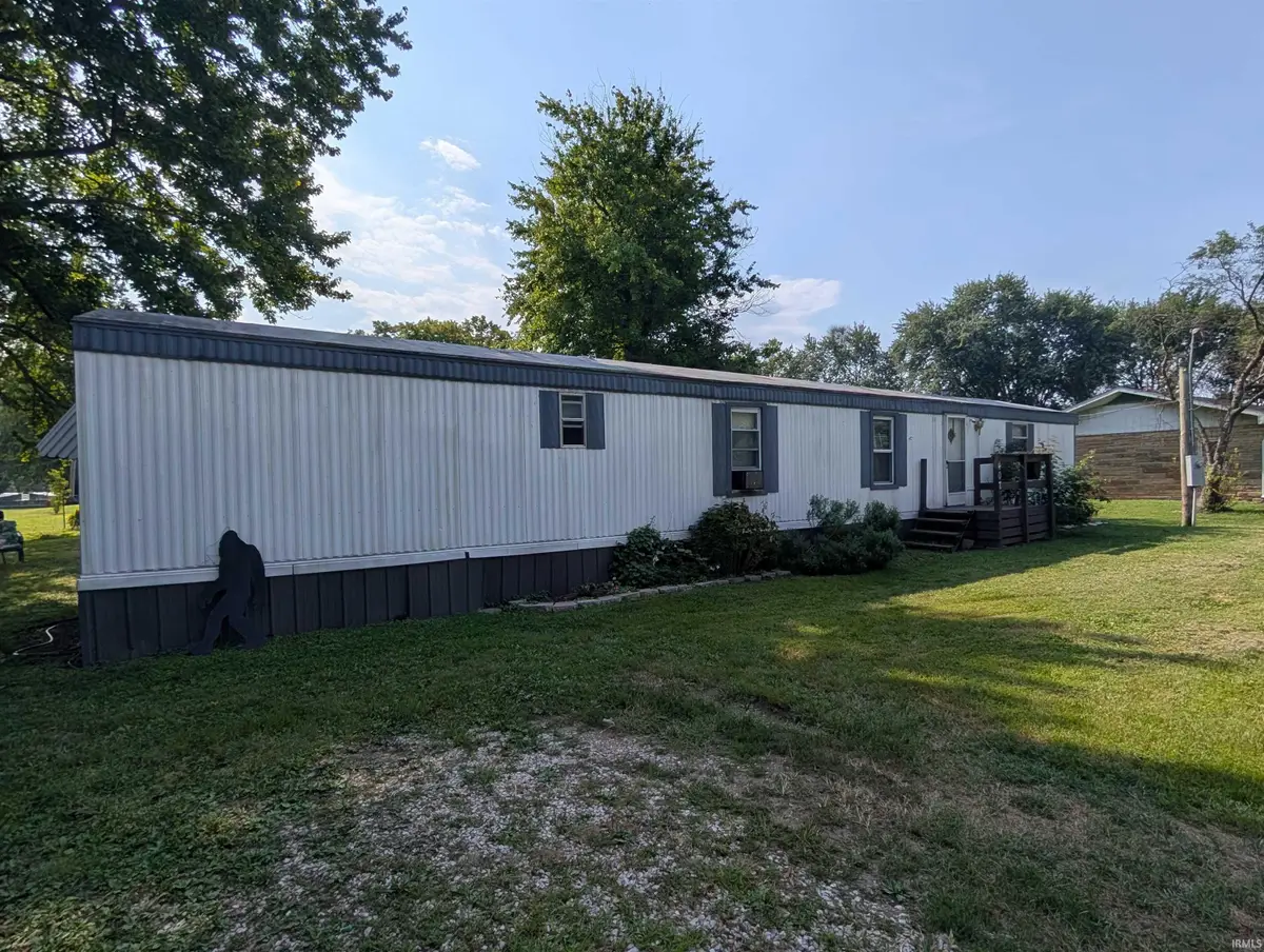 407 W 7th Street, Monroe City, IN 47557 - #1