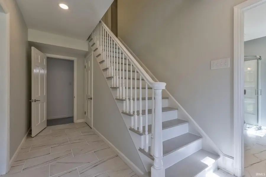 6621 Cochise Drive, Evansville, IN 47720 - #2