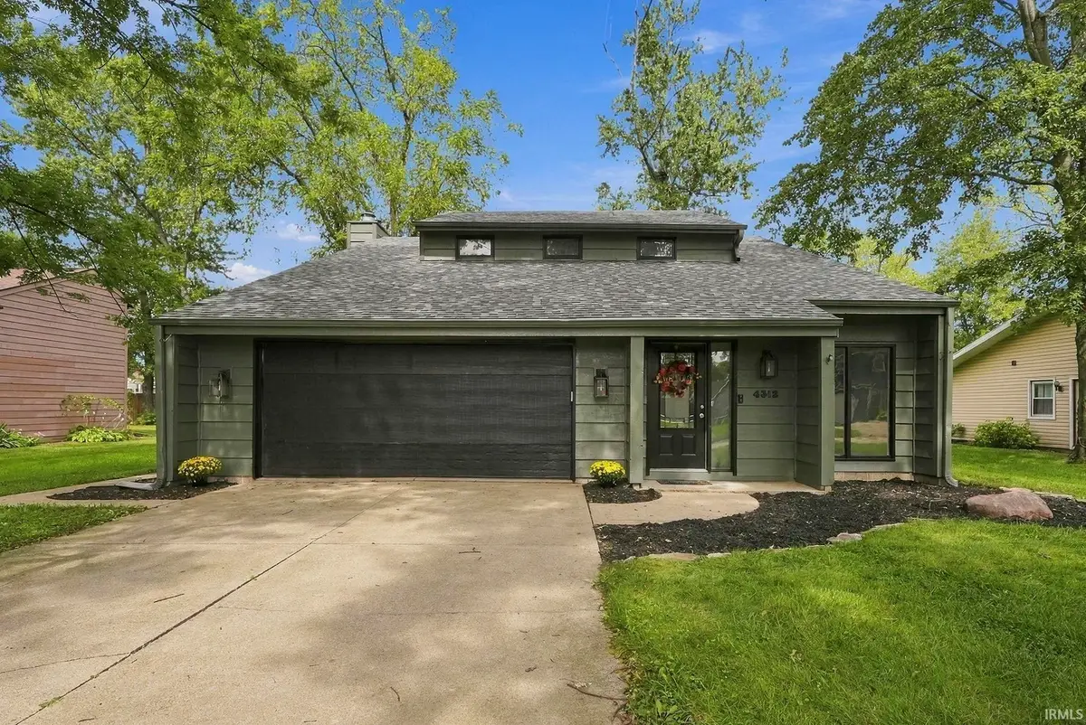 4312 W Kings Row Street, Muncie, IN 47304 - #1