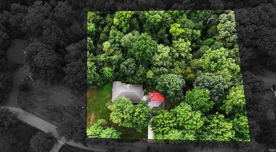 2329 S Old Ditch Road, Warsaw, IN 46580 - #2