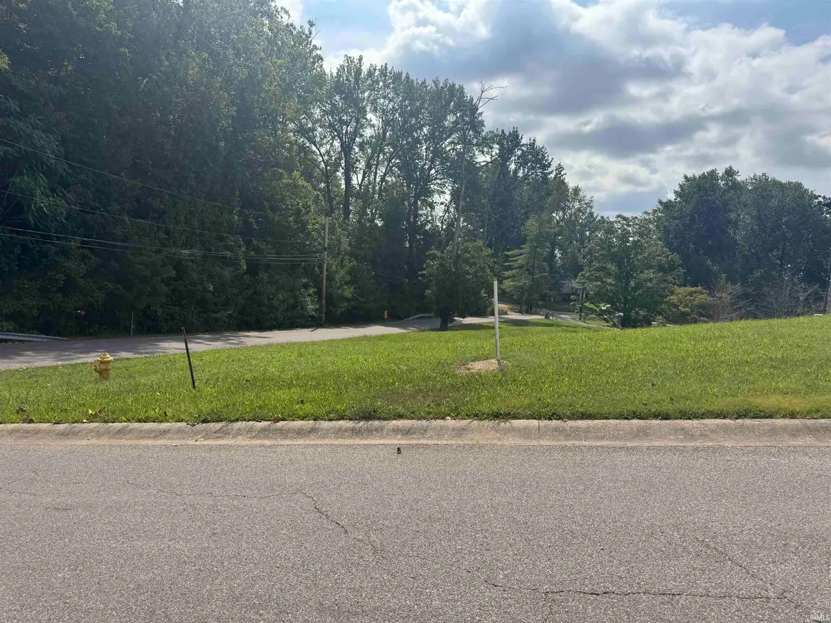 5120 Hidden Lake Drive, Evansville, IN 47712 - #1