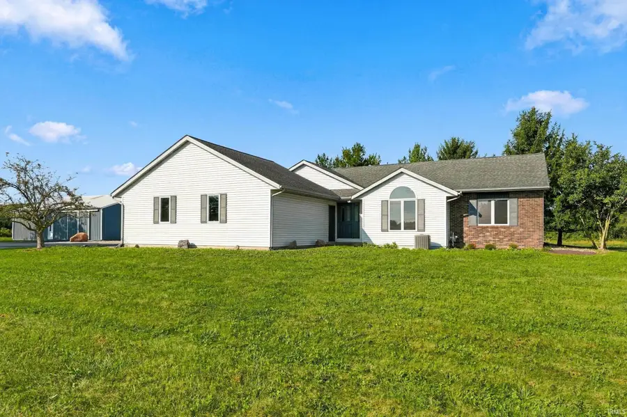 8805 Huguenard Road, Fort Wayne, IN 46818 - #2