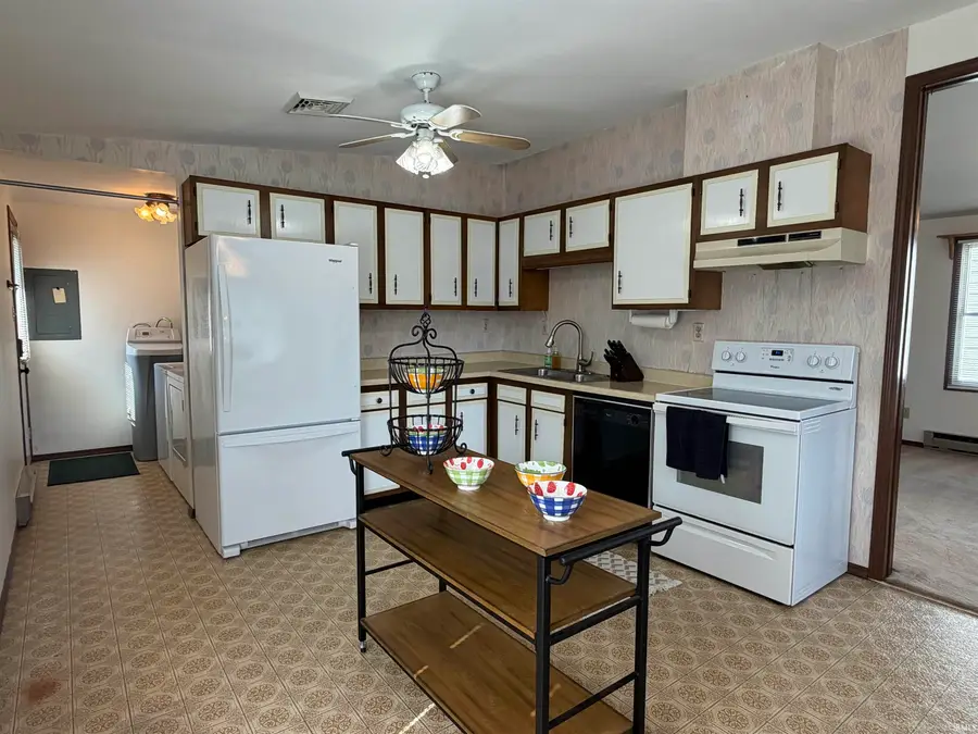 520 W Main Street, Peru, IN 46970 - #2