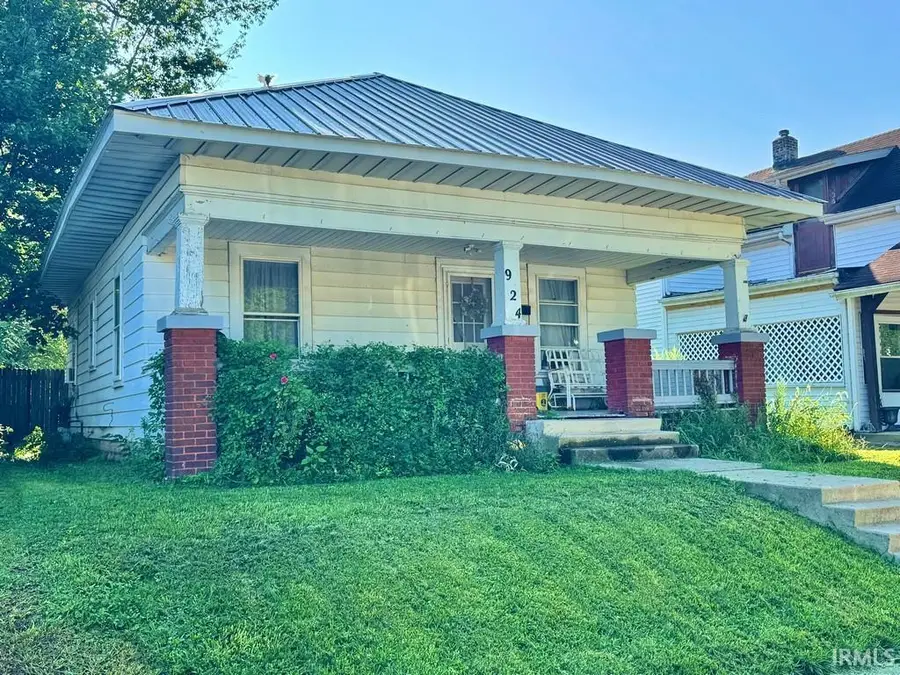 924 S 15th Street, New Castle, IN 47362 - #2