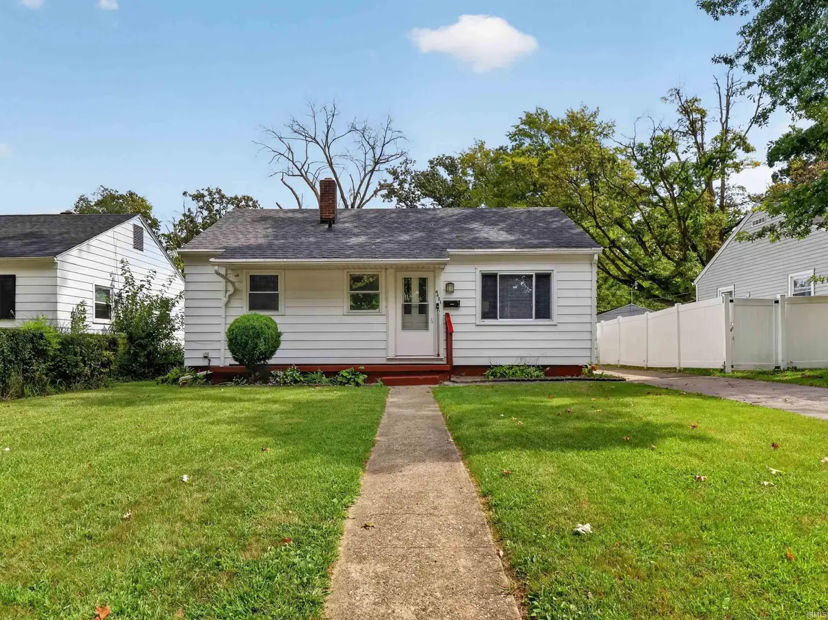 4421 Smith Street, Fort Wayne, IN 46806 - #1