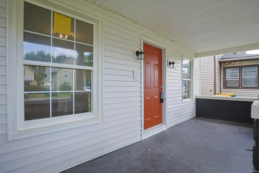 209 E 6th Street, Mishawaka, IN 46544 - #3