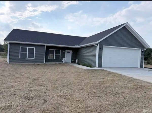 7322 S Sandhill Lane, Bloomfield, IN 47424