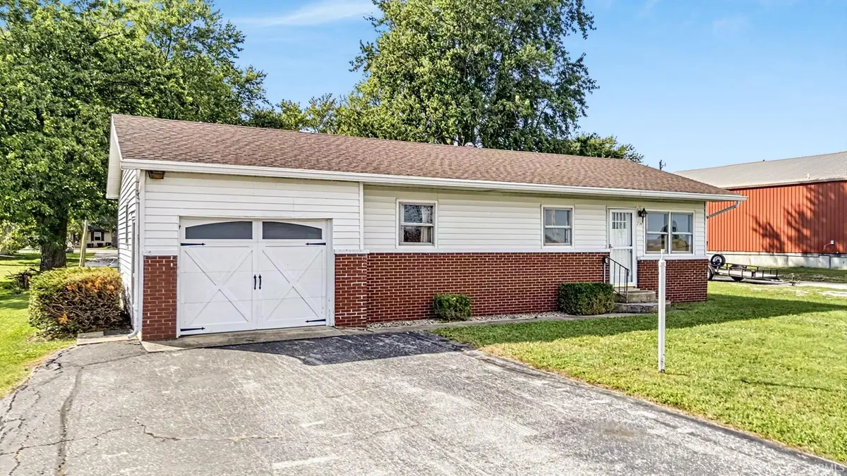 736 N Ash Street, Tipton, IN 46072 - #1