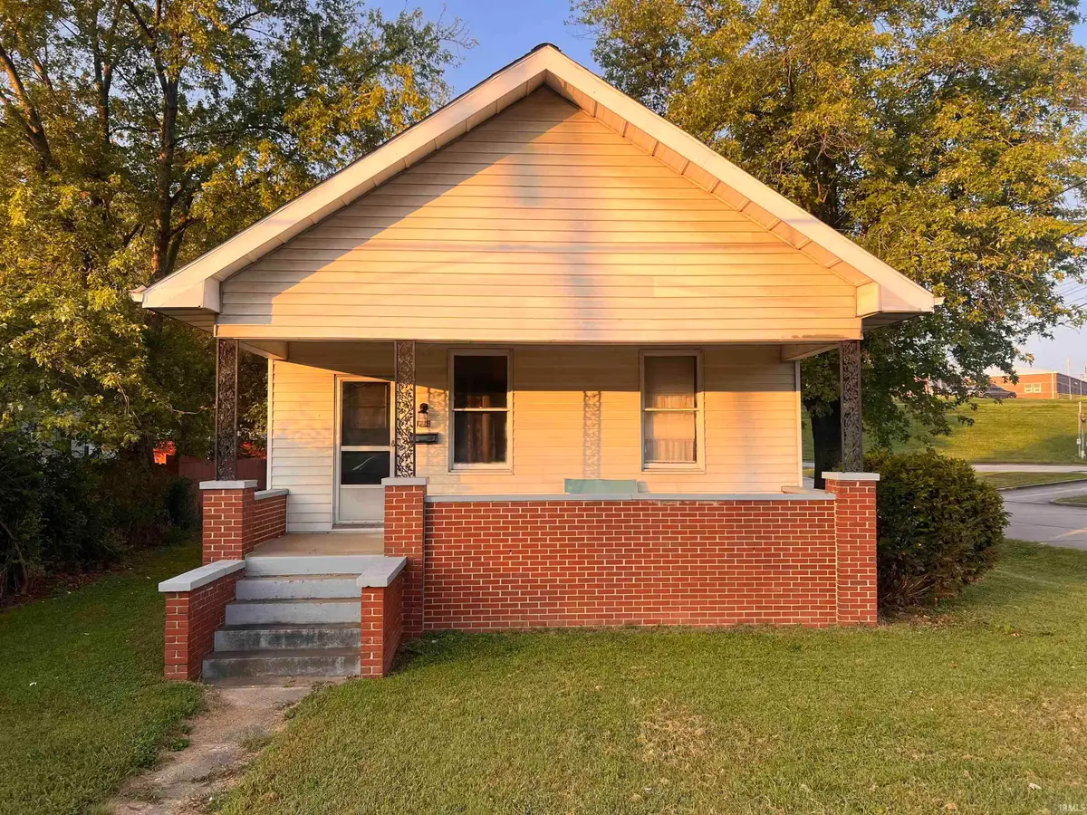 274 Third Avenue, Jasper, IN 47546 - #1