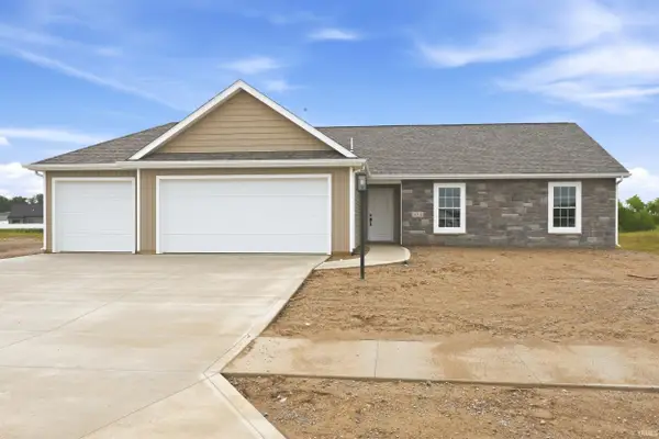 4911 Silverstone Passage, Fort Wayne, IN 46818