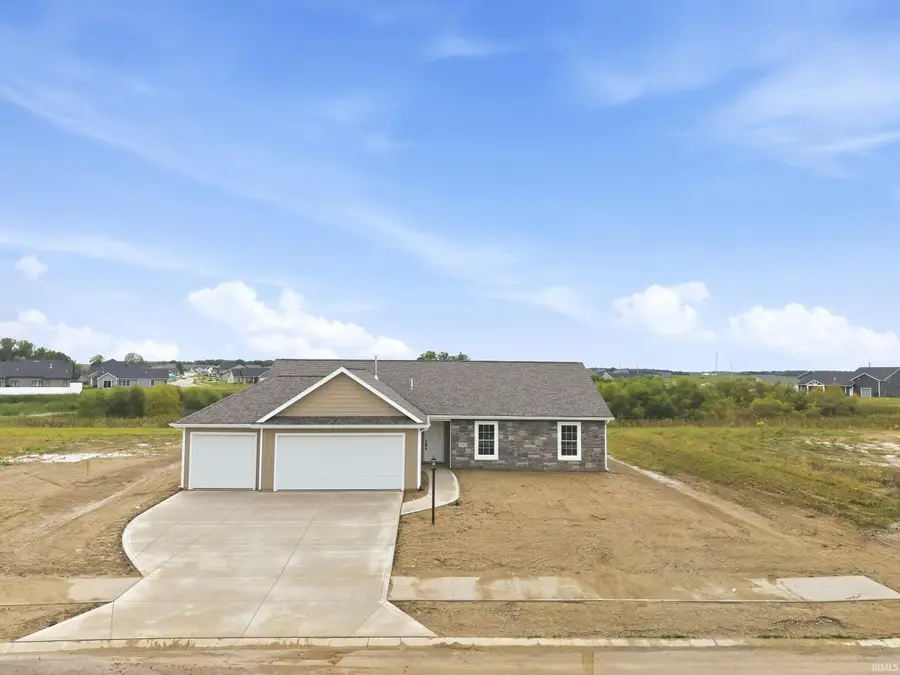 4911 Silverstone Passage, Fort Wayne, IN 46818 - #2