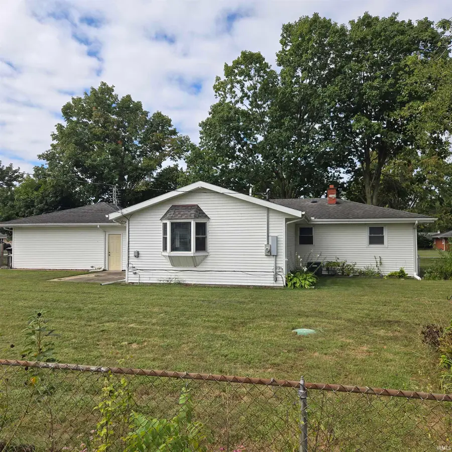55170 Barksdale Street, Osceola, IN 46561 - #2